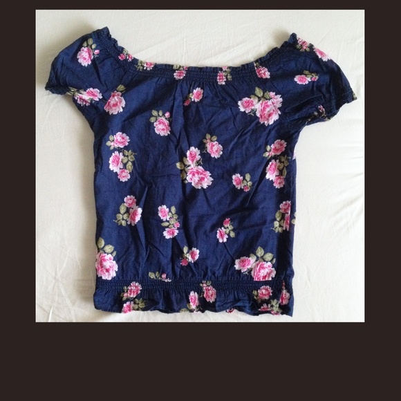 Abercrombie Kids flowery top. Size M. - Picture 4 of 4